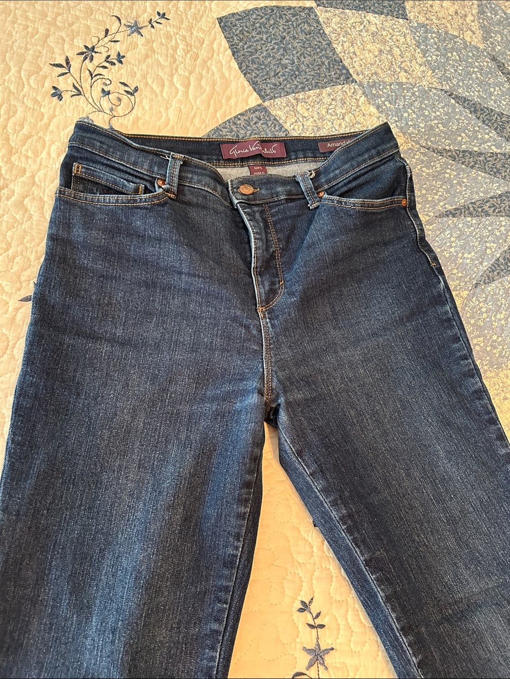 Gloria Vanderbilt Indigo Straight-Leg Jeans